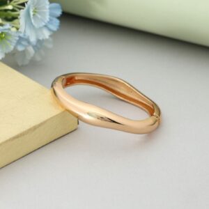 Organic Wave Smooth Hinged Bangle – Gold Tone