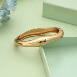Organic Wave Smooth Hinged Bangle – Gold Tone