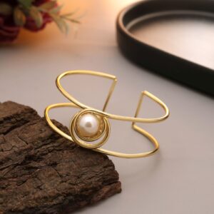 elegant-pearl-centered-gold-cuff-bracelet